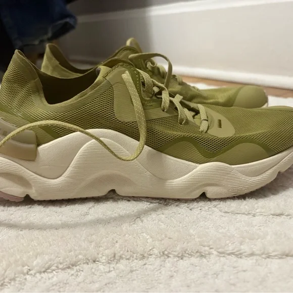 Sorel Kinetic Breakthru Day Lace Women’s Sneakers-size 10 - Picture 2 of 9